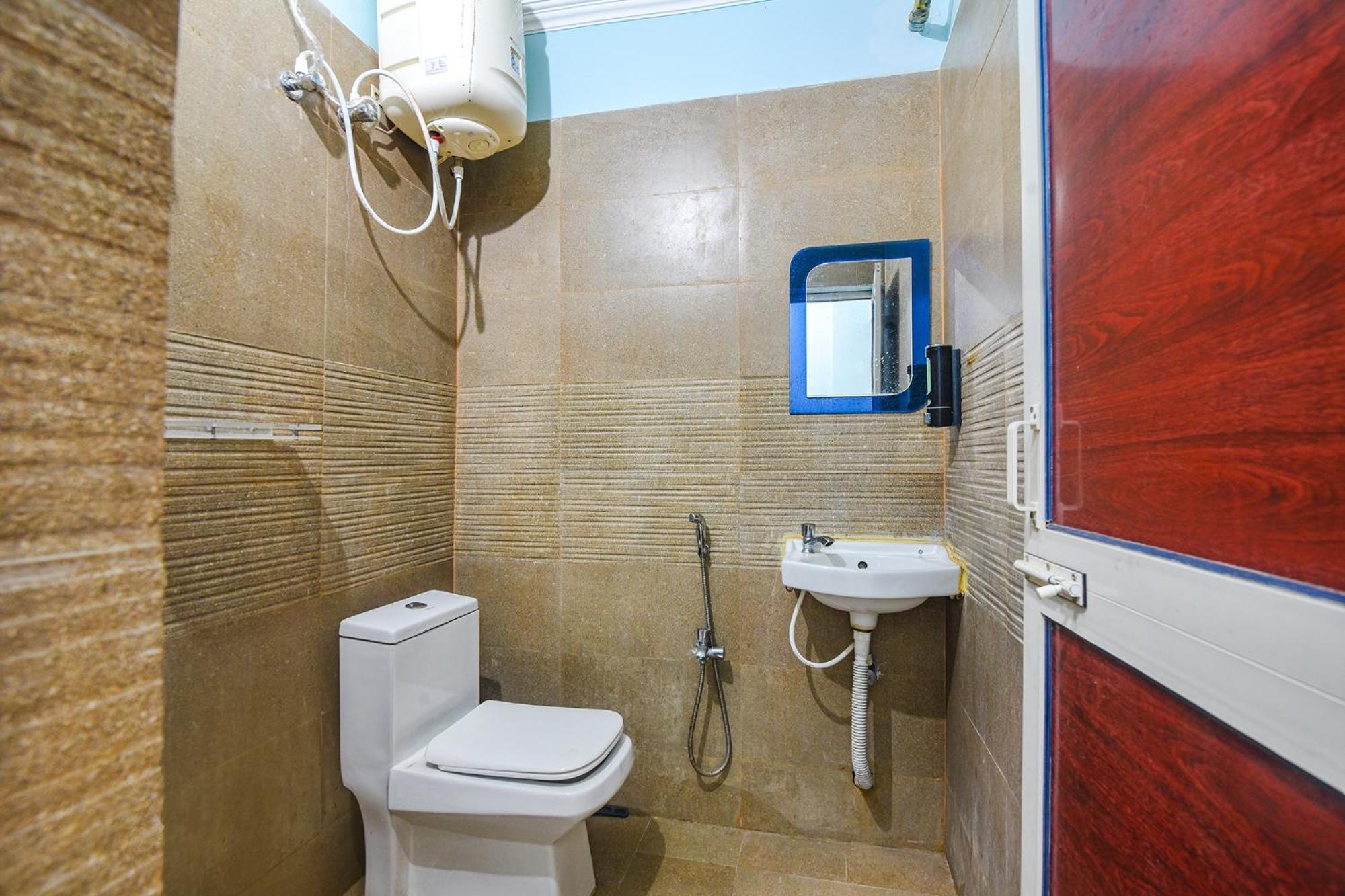Fabhotel Raj Niwas Патна Екстериор снимка